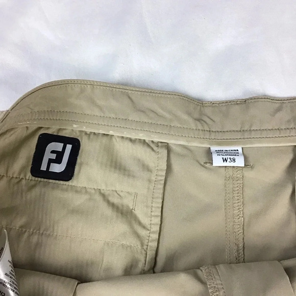 Footjoy Khaki Shorts Golf Shorts Men’s Size W38 - Picture 2 of 3